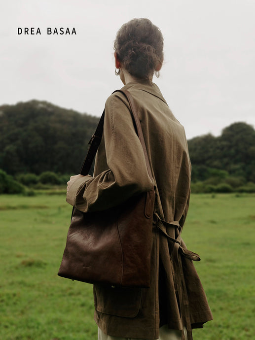 Vegetable-tanned Leather Petal Hobo Bag Small