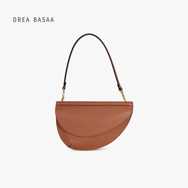 DREA BASAA／ドリューバザーCHESTNUTバッグ